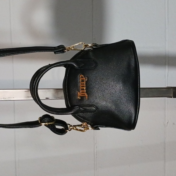 Juicy Couture purses. 042 - Picture 9 of 15
